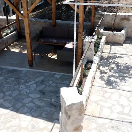 Vacation Ania Holiday home Prvic Luka