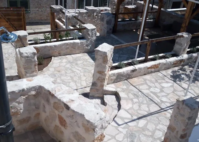 Vacation Ania Prvić Luka